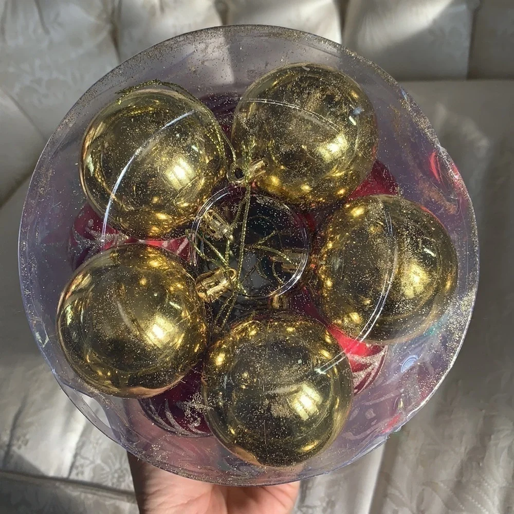 Brand New Set of 30 Red, Green & Gold Christmas Ball Ornaments Decorations
